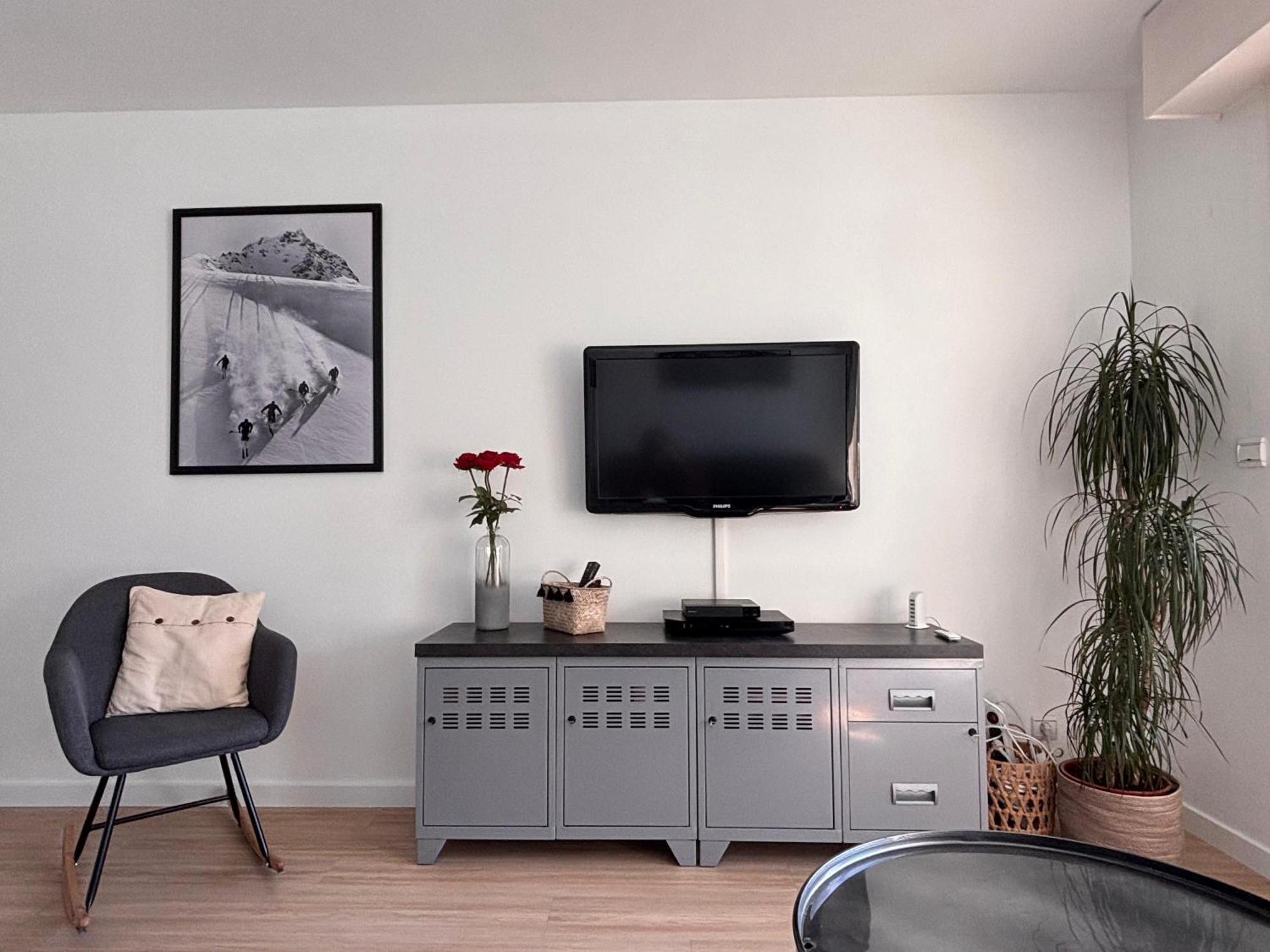 Agreable 2 Pieces Au Coeur De Thones Lägenhet Exteriör bild